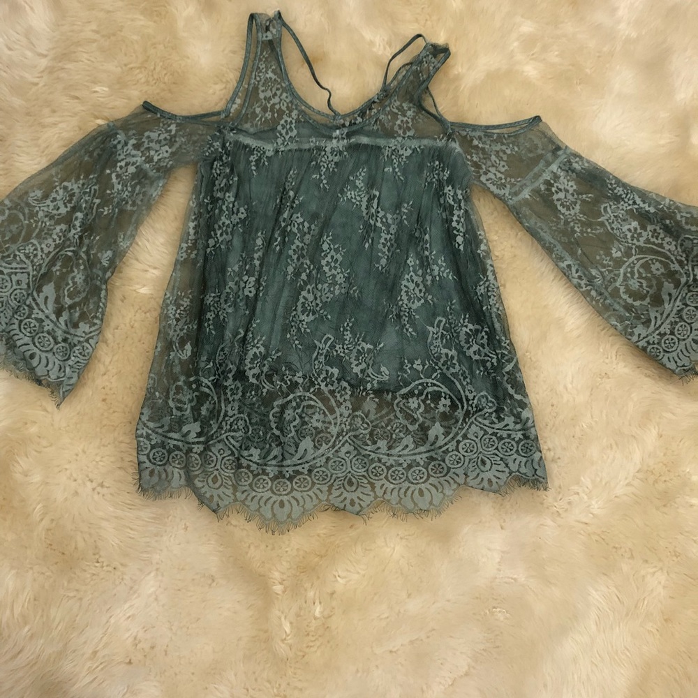 Lace shirt